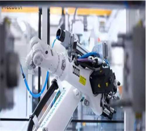 韩国斗山集团进军协作机器人及电池箔市场