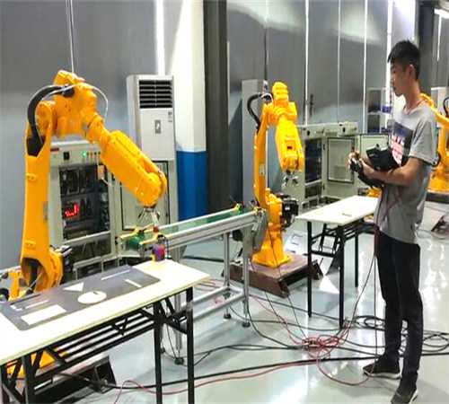 智能协作机器人在工厂的应用价值