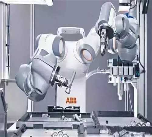 <b>中国工业机器人缺乏整体核心技术突破</b>